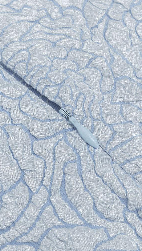 OFF-SHOULDER-KLEID MIT RÜSCHENBESATZ AM SAUM 