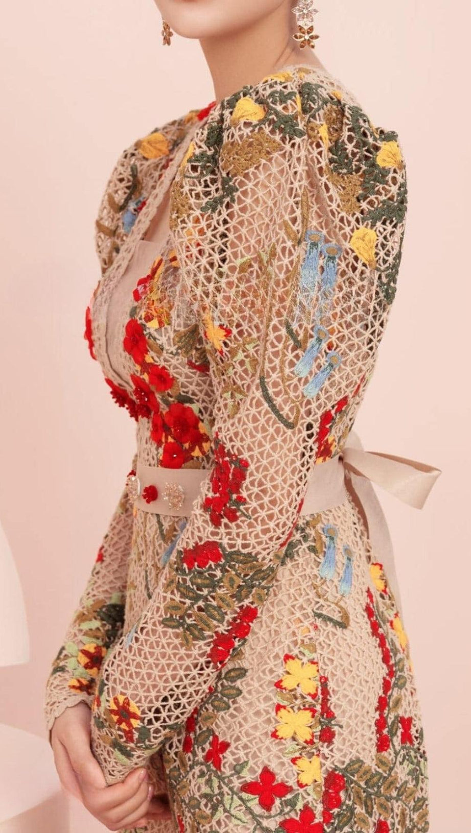 FLOWER EMBROIDERY MINI DRESS