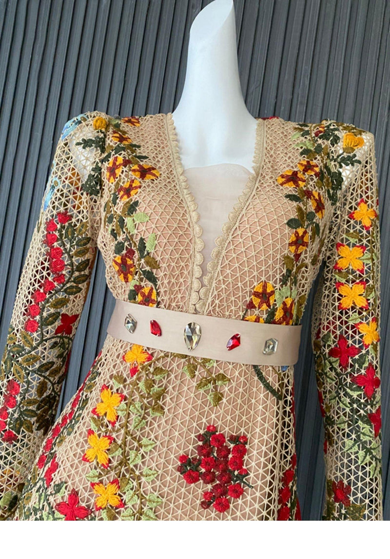 FLOWER EMBROIDERY MINI DRESS