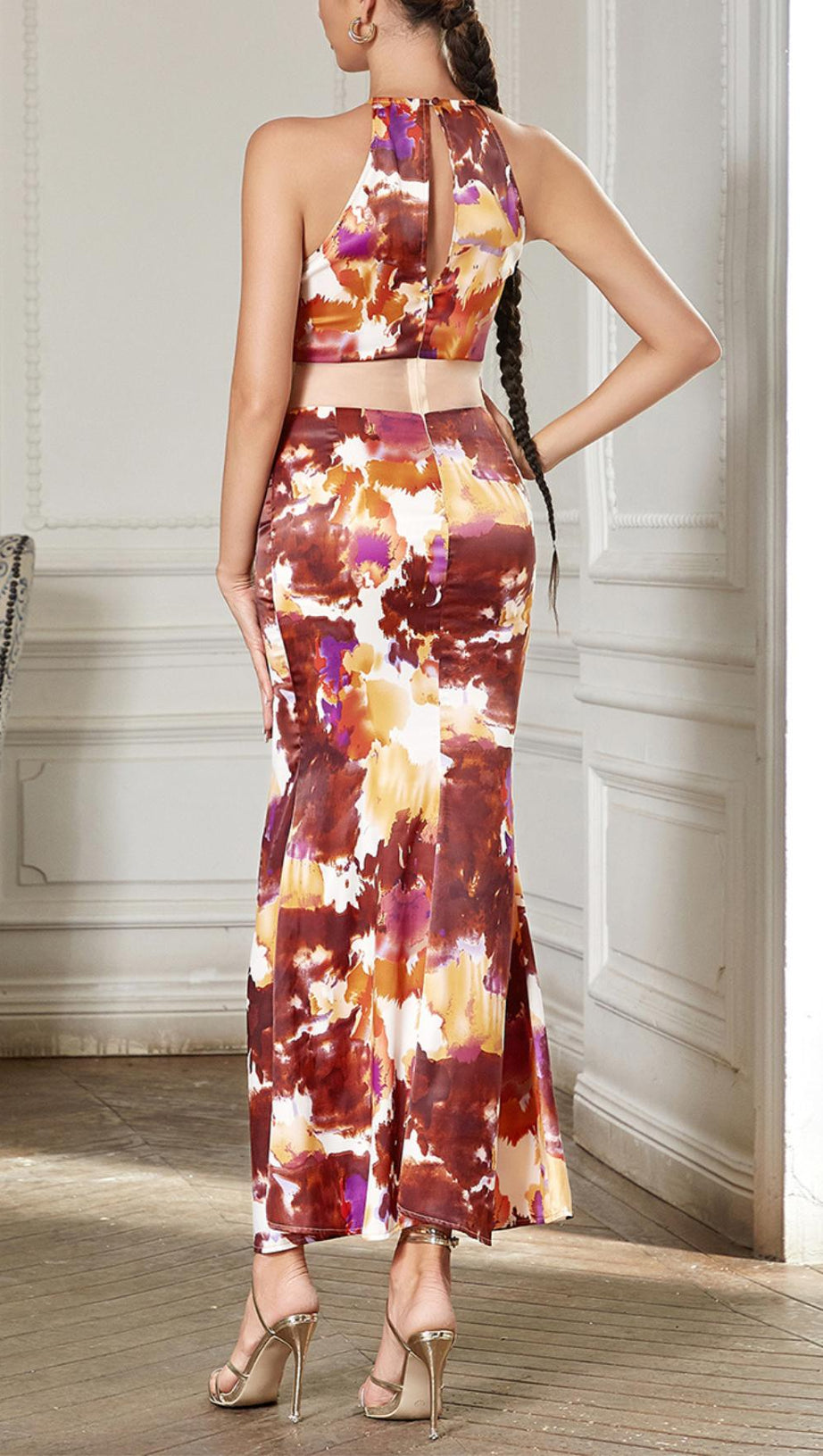 HALTER PRINTED BODYCON MIDI DRESS