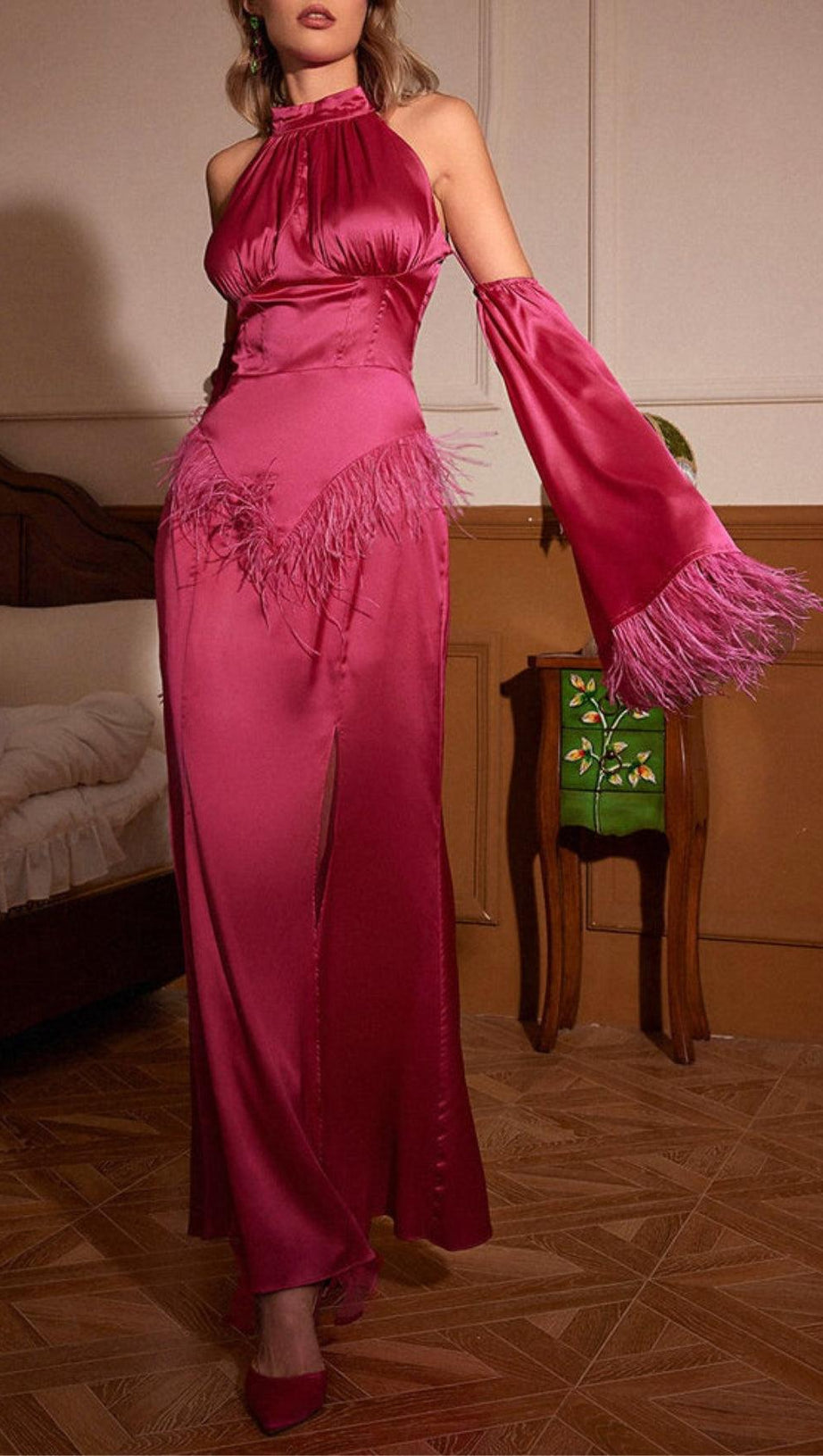 HALTERNECK FEATHER SATIN DRESS IN PINK
