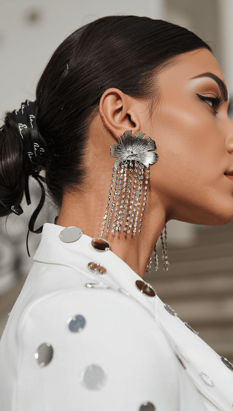 TSUKI FLOWER CRYSTAL FRINGE EARRINGS