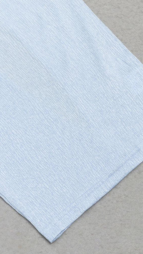 ABITO LUNGO ADERENTE CON DETTAGLIO TAGLIO 