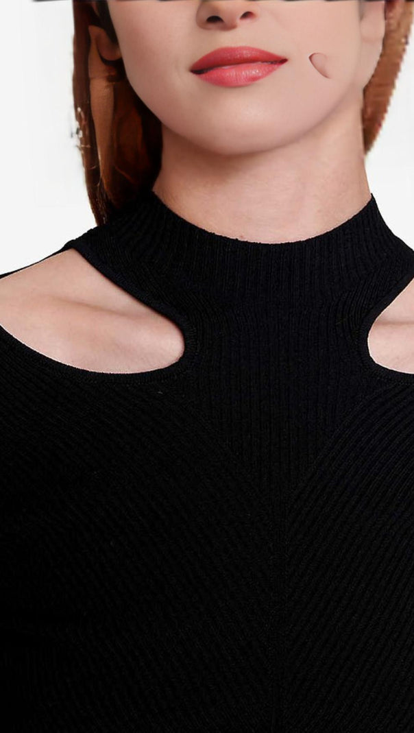 AIIZIE CUT OUT TOP - product image