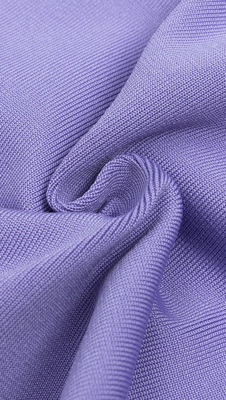 ABITO MIDI CON MANICHE A PIUMA E TAGLIO 