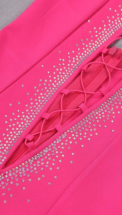 HALTER NECK CRYSTAL BACKLESS JUMPSUITS IN PINK