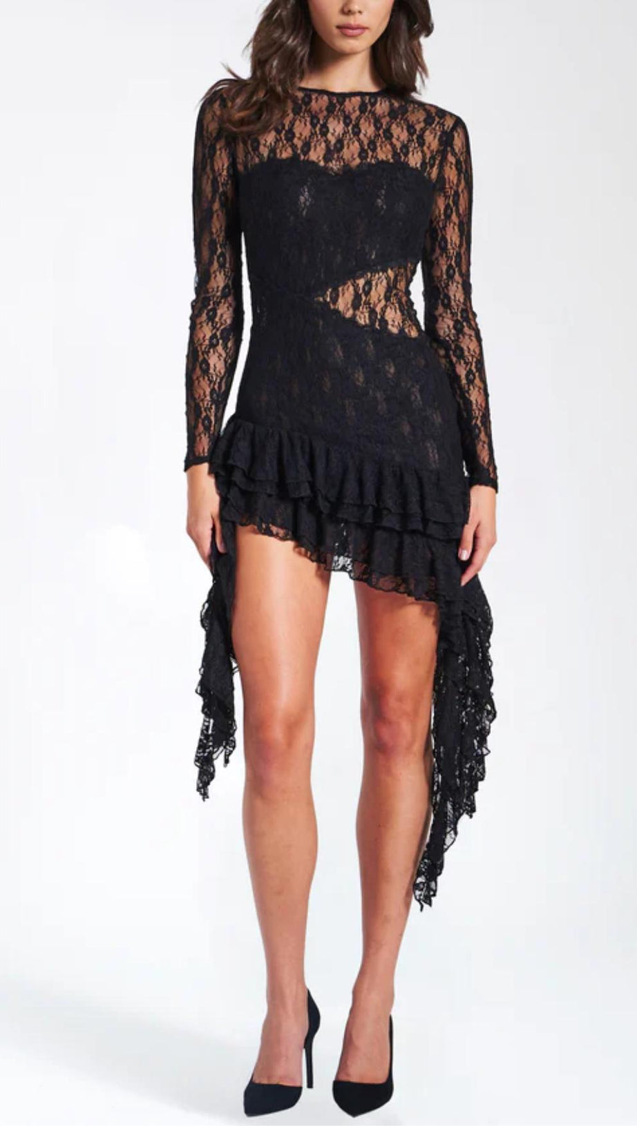 RÜCKENFREIES MINIKLEID AUS SPITZE MIT RÜSCHEN 