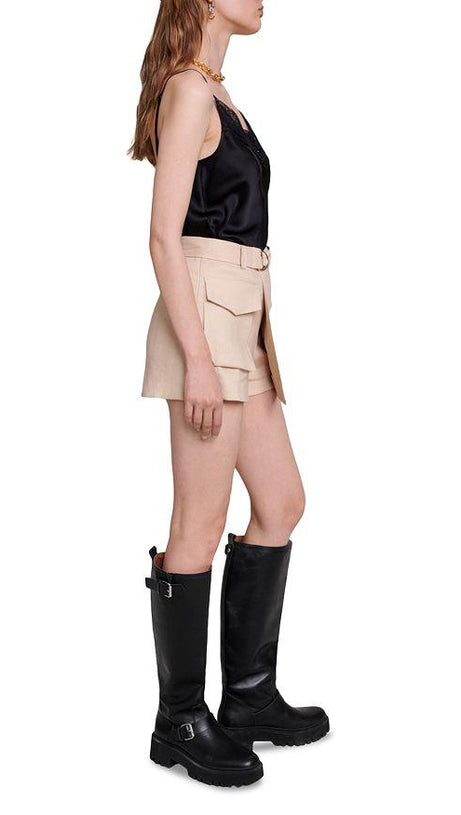 BEIGER SKORT MIT GÜRTEL 