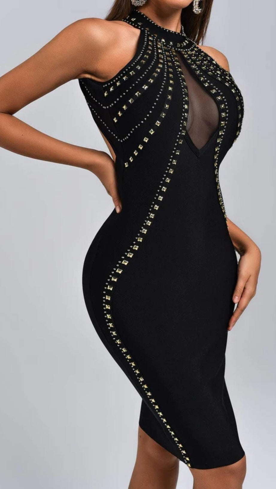 MINI ABITO CON BENDAGGI E BORCHIE IN ORO NERO 