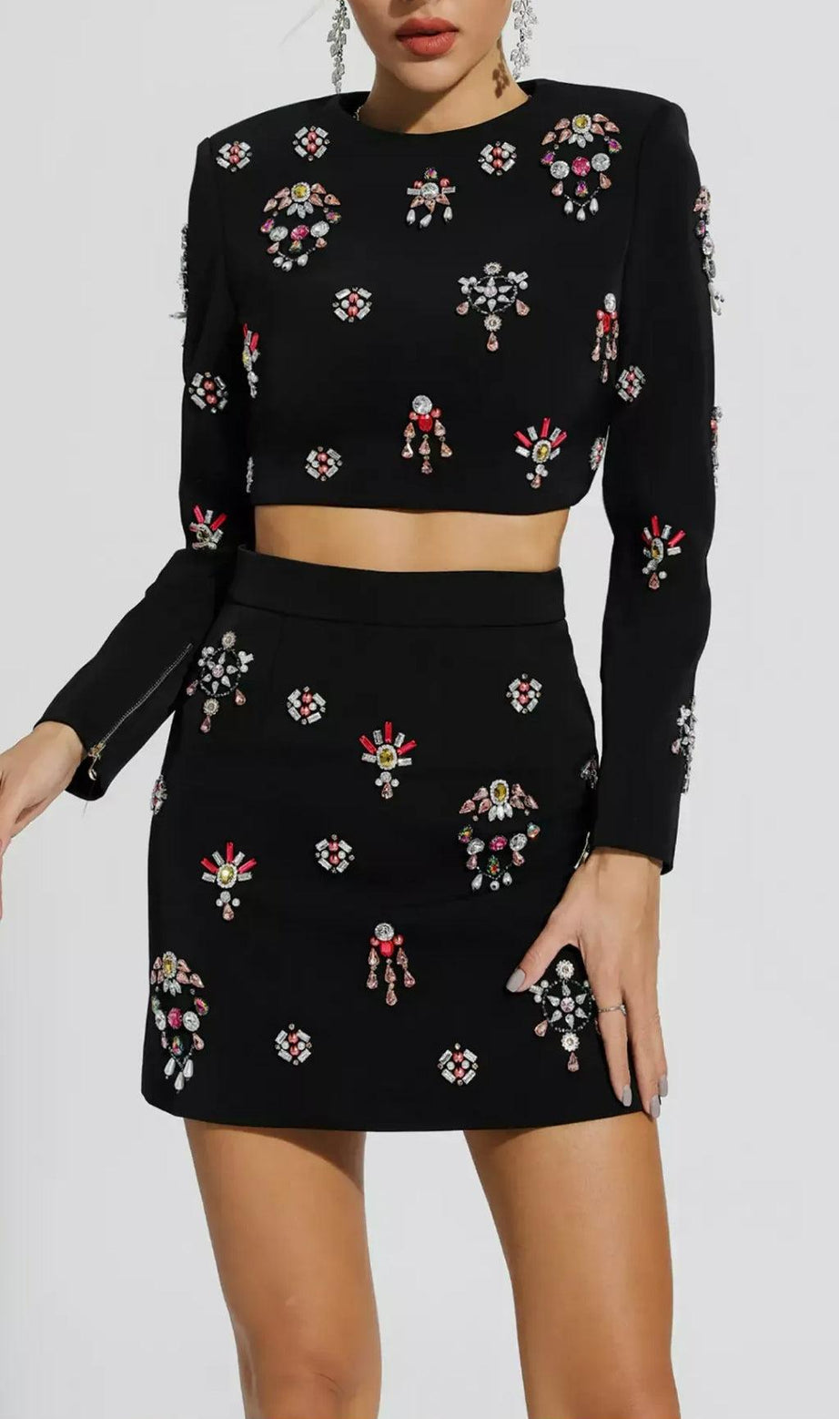 COMPLETO GONNA CON STRASS NERI