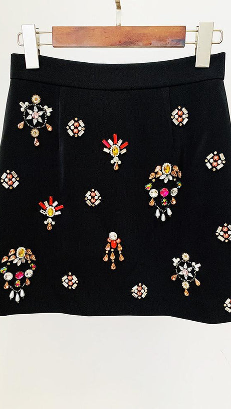 SCHWARZES ROCKSET MIT STRASSSTEINEN