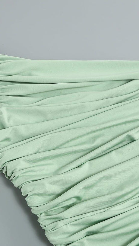 PLEATED SLEEVELESS ONE-SHOULDER DRESS IN GREEN