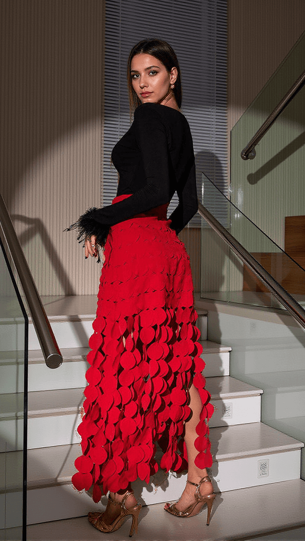 AIIZIE NYX CIRCLE CUTOUT FRINGE SKIRT IN RED - product image