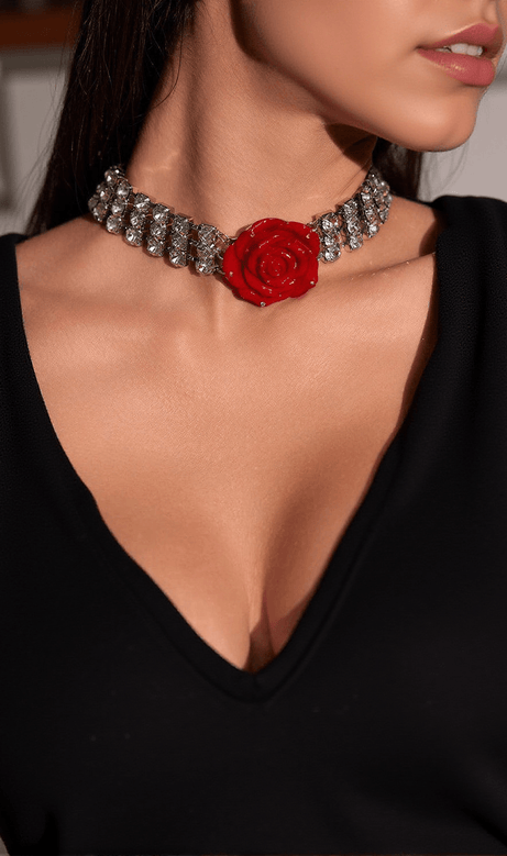 Erosa – Rote Halskette mit Kristallrosen