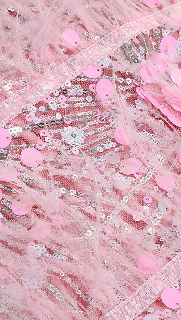 TRÄGERLOSES GLITZERKLEID MIT PAILLETTEN IN PINK