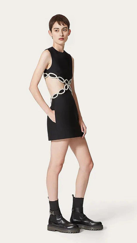 CRYSTAL EMBROIDERED SHORT BANDAGE DRESS