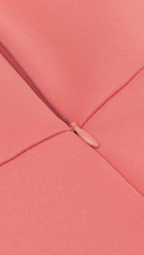 MIDIKLEID MIT EINER SCHULTER UND KORSETT