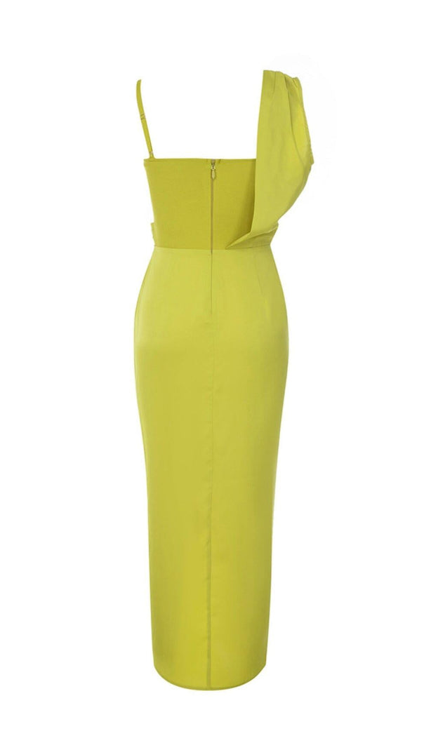 AIIZIE ONE SHOULDER RUCHED MIDI DRESS IN GREEN - product image