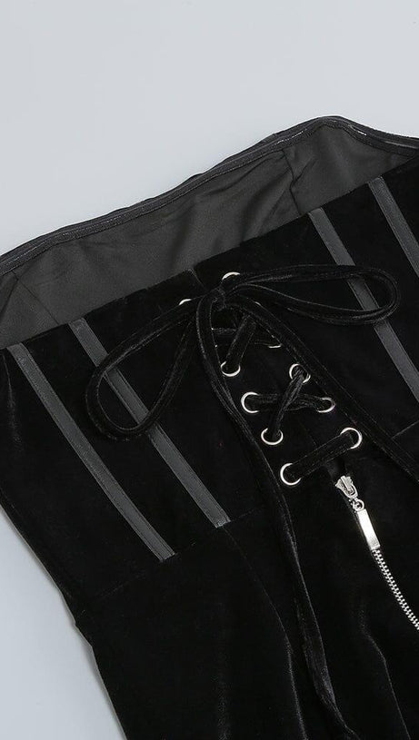 MINIABITO CON CORSETTO DI PIUME NERO