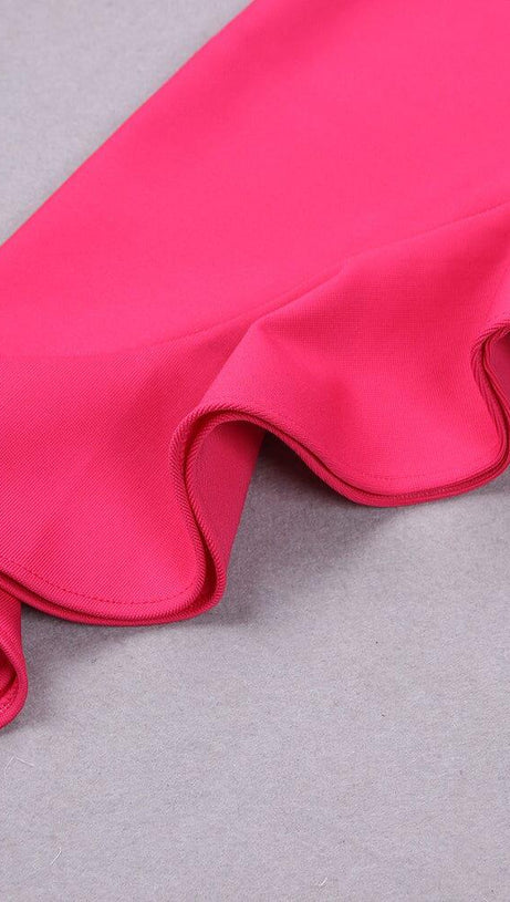 BANDAGE HALTER MIDI DRESS IN ROSE PINK