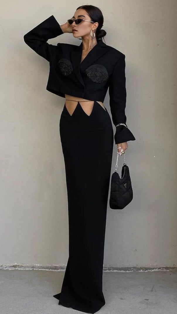 AIIZIE CROPPED OVERSIZED SPIRAL BLAZER - product image