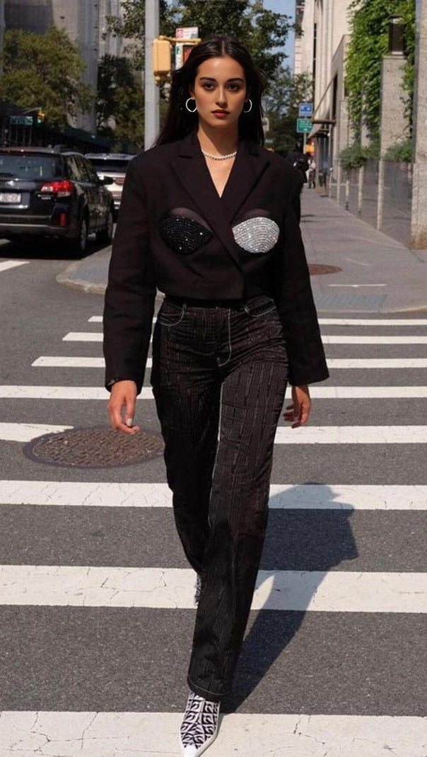 AIIZIE CROPPED OVERSIZED SPIRAL BLAZER - product image