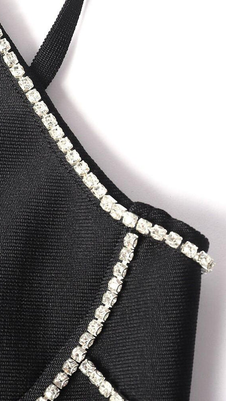 BANDAGE DIAMOND MIDI SPLIT DRESS IN BLACK