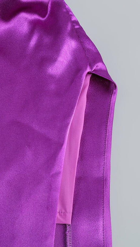 ONE-SHOULDER SILK SATIN MIDI DRESS IN PURPLE