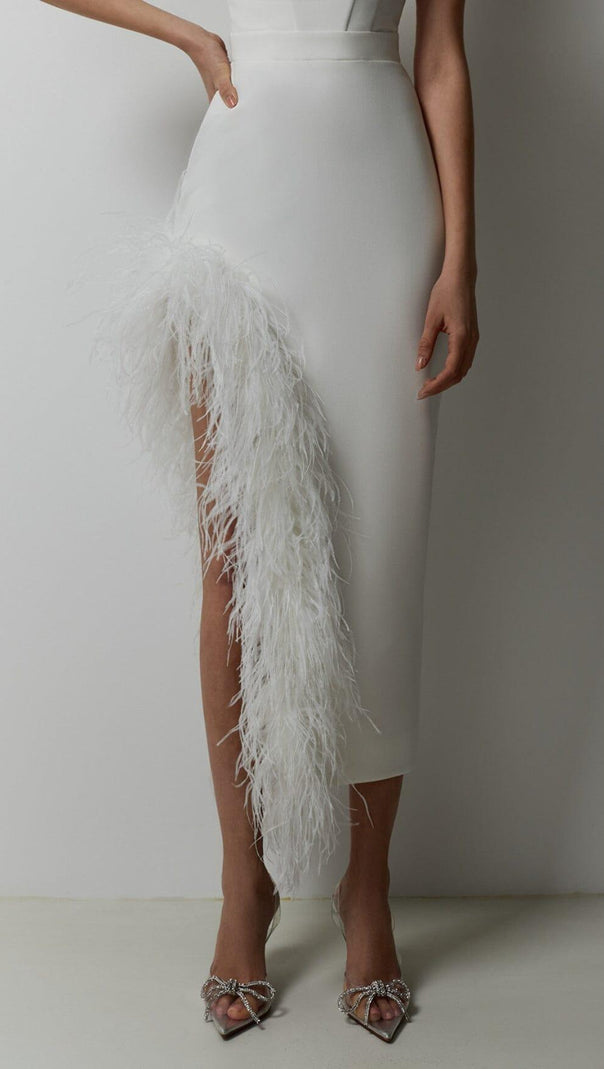 AIIZIE STRAPLESS FEATHER MIDI DRESS IN WHITE - product image