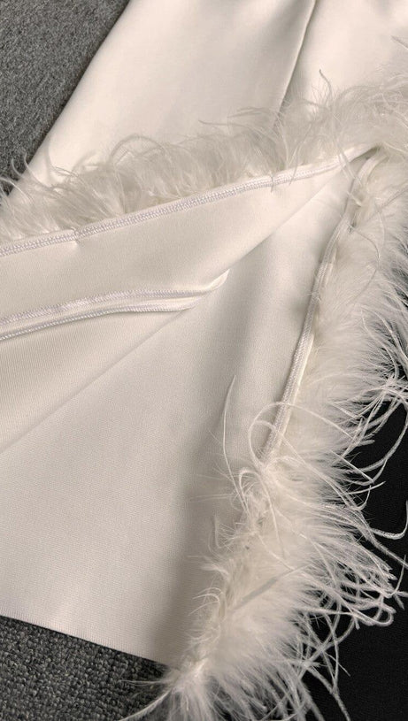 ABITO MIDI SENZA SPALLINE CON PIUME IN BIANCO