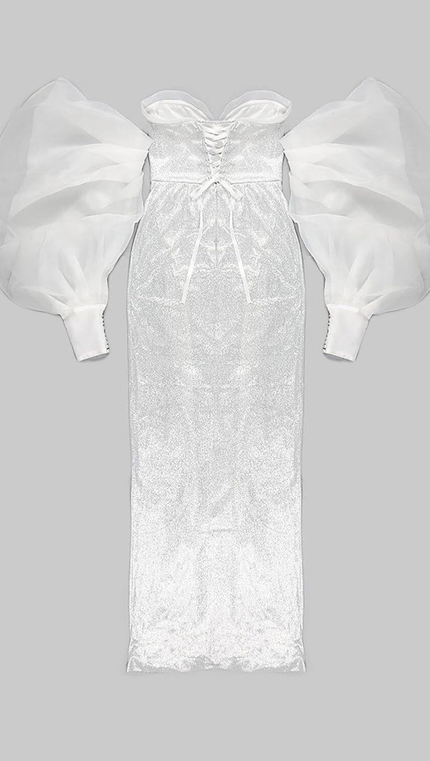 TRÄGERLOSES BRAUTKLEID MIT PUFFÄRMELN UND GLANZ