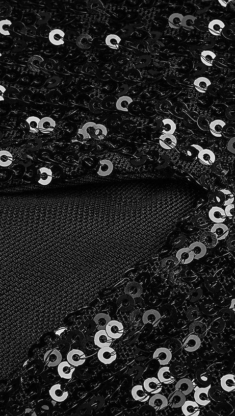 GLÄNZENDES TRÄGERLOSES TOP MIT PAILLETTEN UND GESPLITTETEN RÖCKEN