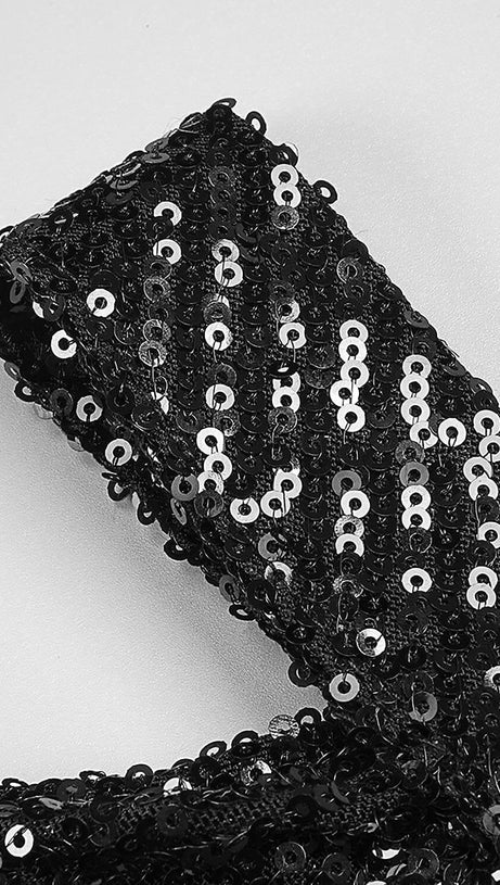 GLÄNZENDES TRÄGERLOSES TOP MIT PAILLETTEN UND GESPLITTETEN RÖCKEN