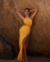 ONE-SHOULDER SILK SATIN MIDI DRESS IN YELLOW