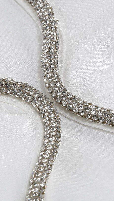 MINI ABITO BIANCO CON TAGLIO A PIUME