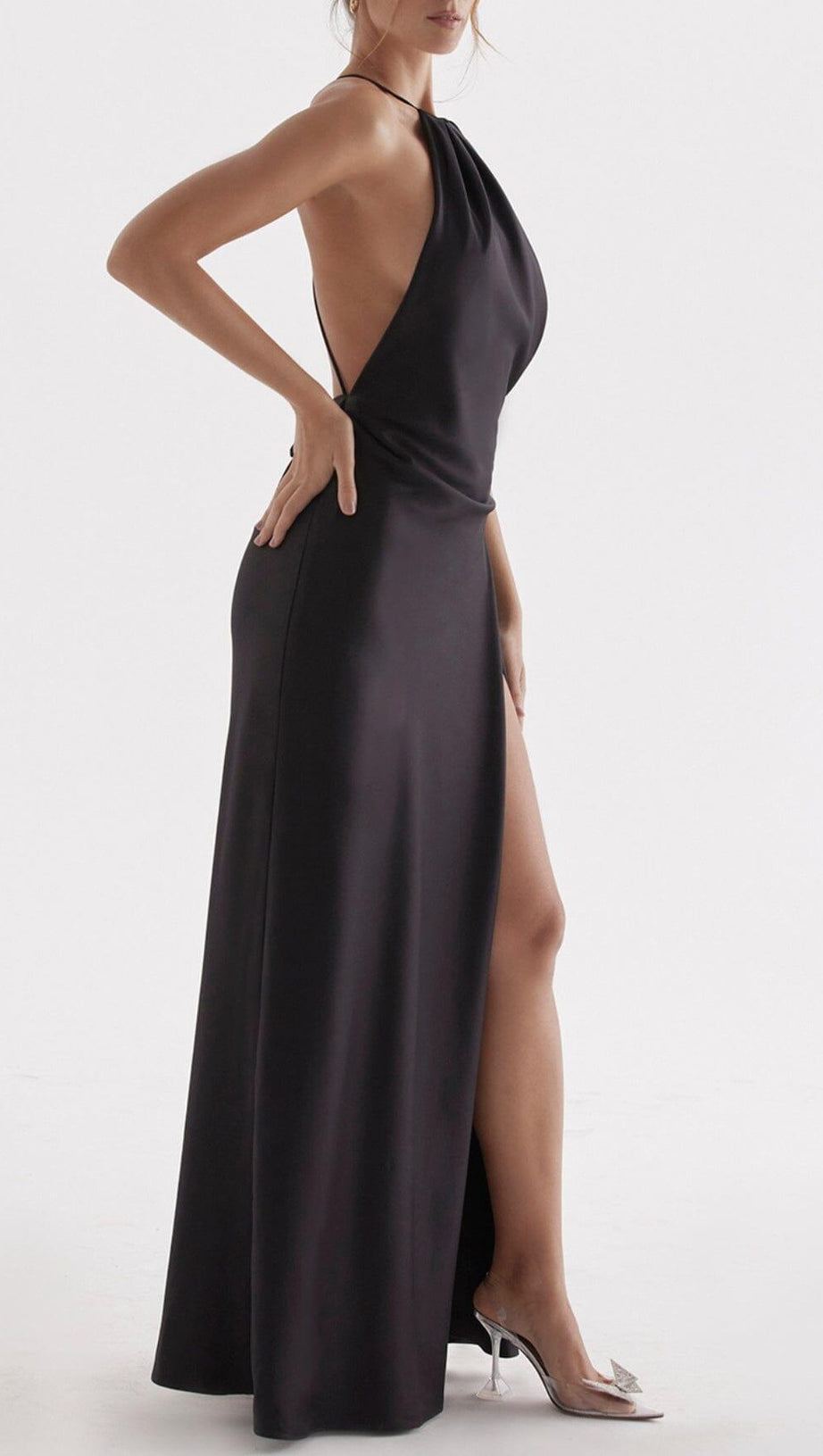 BLACK THIGH SLIT MAXI DRESS