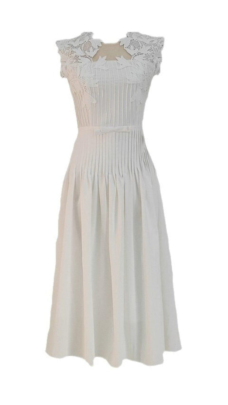 FLORAL EMBROIDERY MAXI DRESS IN WHITE
