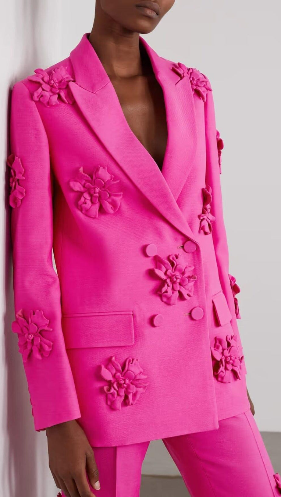 DOUBLE-BREASTED THREE DIMENSIONAL FLORAL SUIT JACKET IN PINK