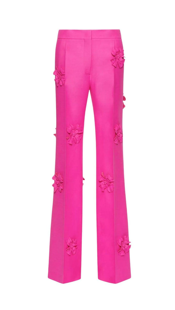 AIIZIE STEREO FLOWER MID-RISE JEANS IN PINK - product image