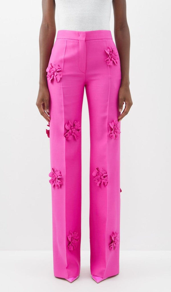 STEREO FLOWER MID-RISE JEANS IN PINK