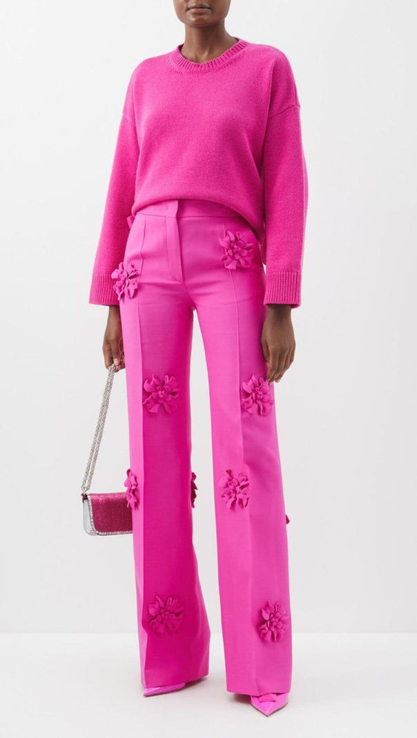 AIIZIE STEREO FLOWER MID-RISE JEANS IN PINK - product image