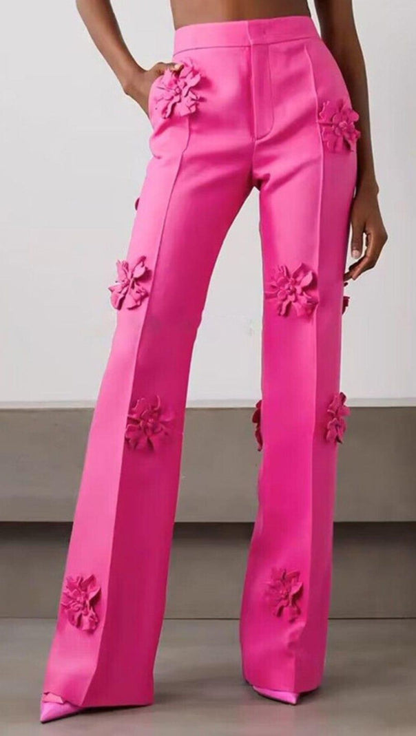 AIIZIE STEREO FLOWER MID-RISE JEANS IN PINK - product image