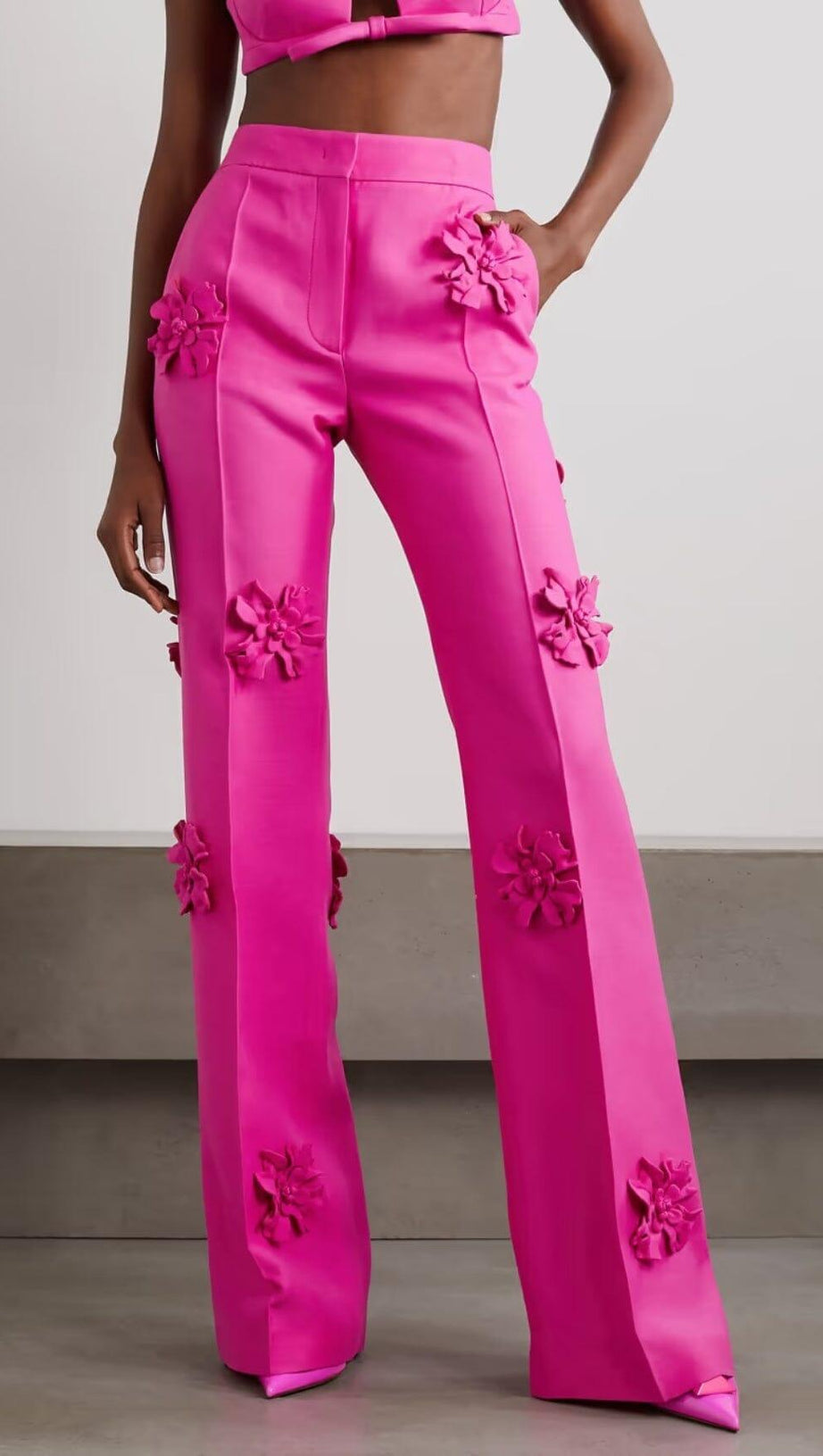 STEREO FLOWER MID-RISE JEANS IN PINK