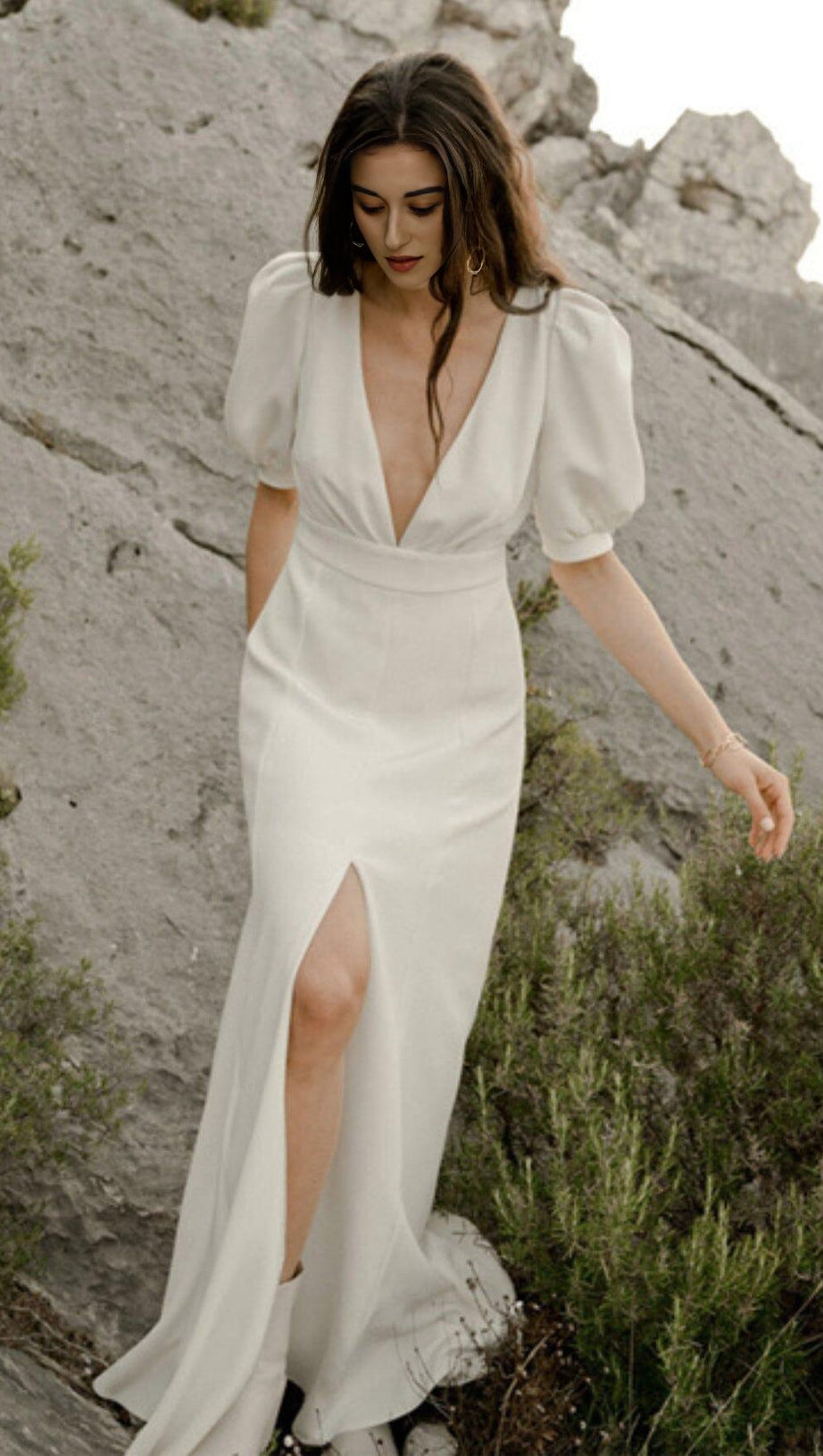 DEEP V HIGH SPLIT MAXI DRESS IN WHITE