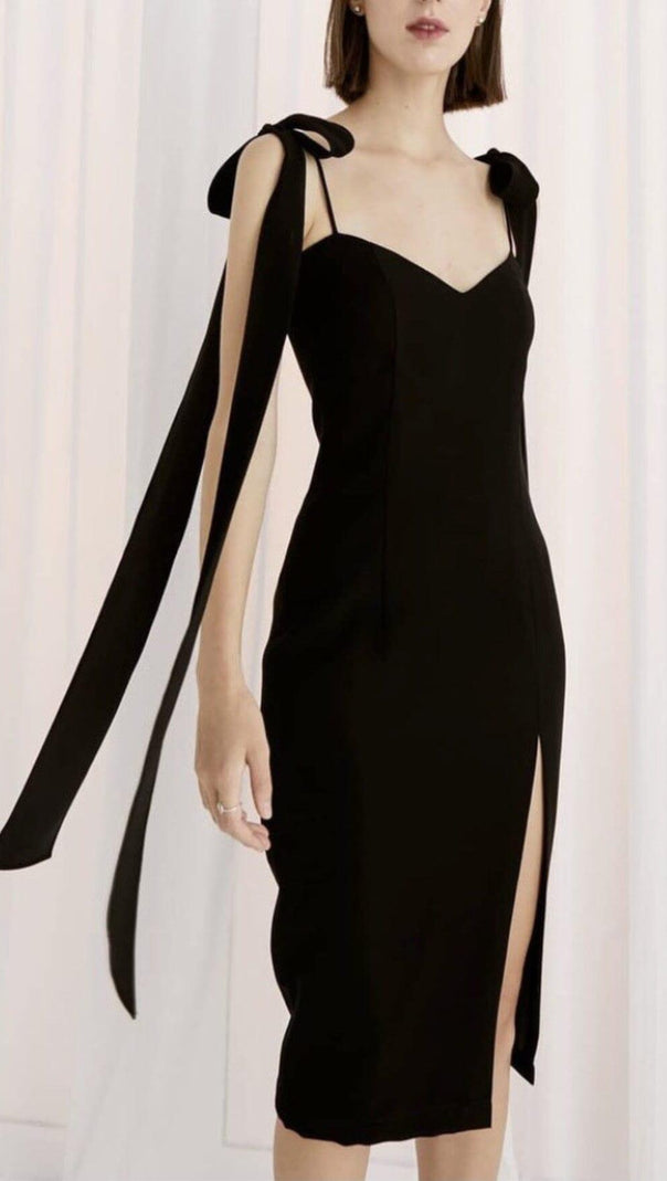 AIIZIE BANDAGE BOW FLOWY MIDI DRESS IN BLACK - product image