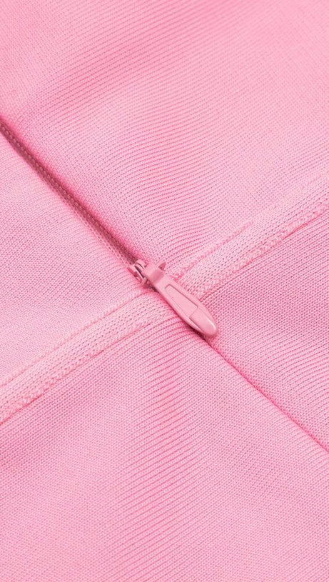 BARBIE PINK MESH FABRIC STITCHED SQUARE-NECK HALTERNECK DRESS