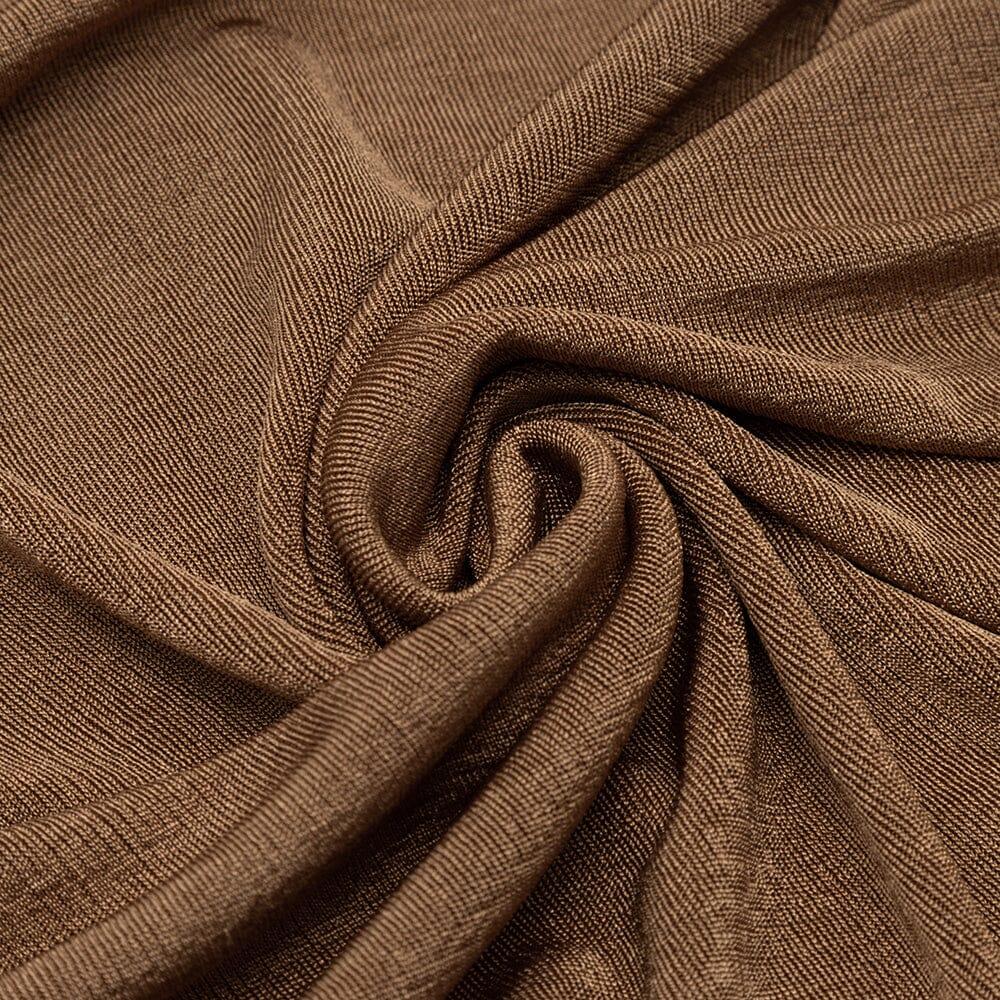 Karamellfarbenes Rollkragenkleid mit Hohlfalten