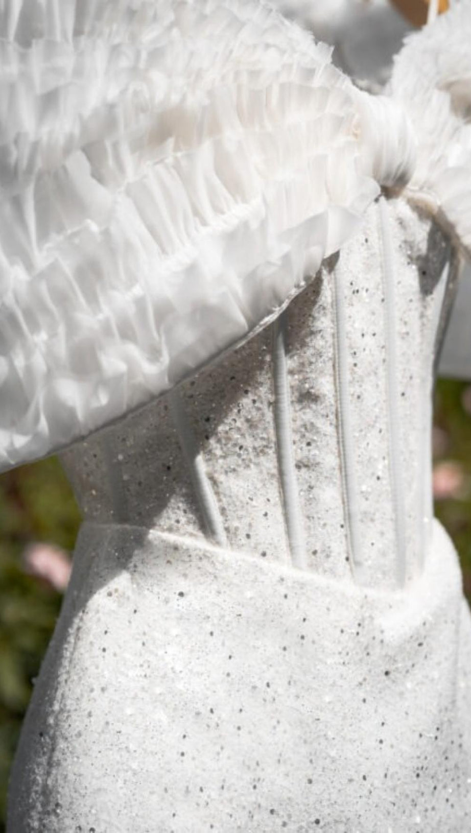 BOWKNOT FISHBONE MINI DRESS IN WHITE