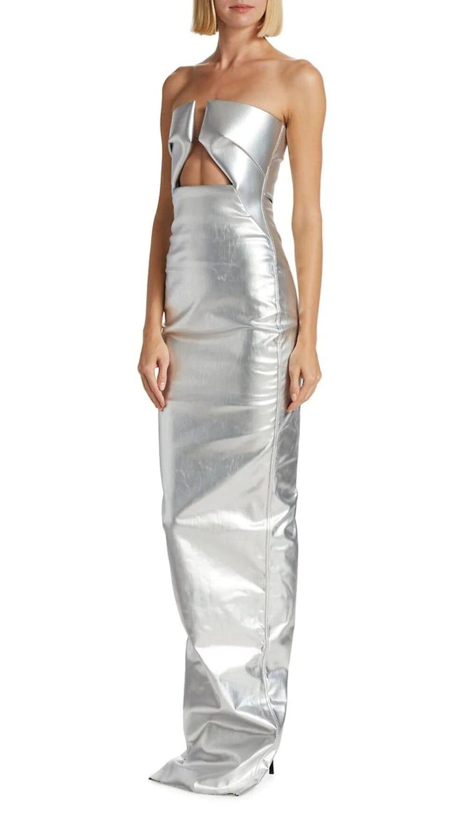 FAUX LEATHER STRAPLESS MAXI DRESS IN SILVER