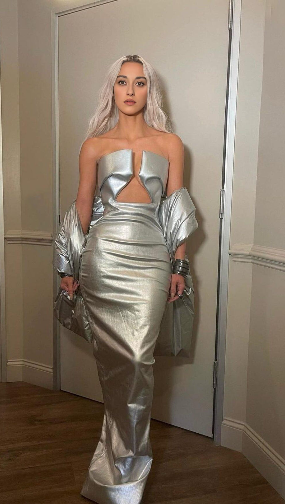 FAUX LEATHER STRAPLESS MAXI DRESS IN SILVER